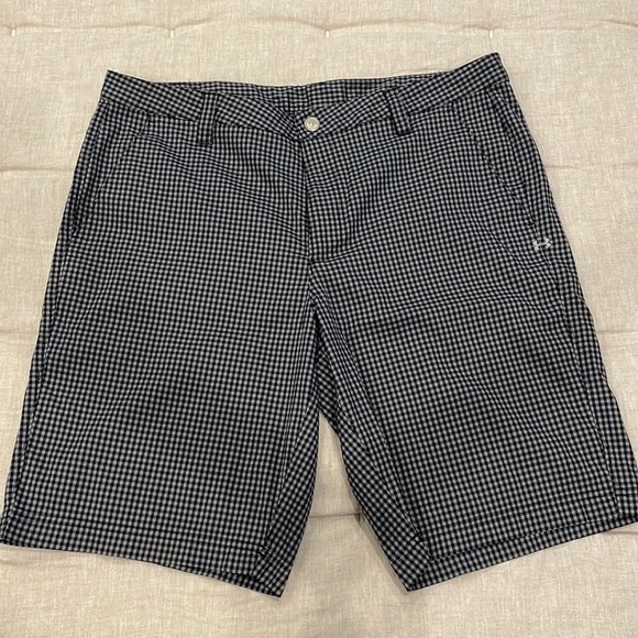 Under Armour Other - 💙 5 for $20 - Under Armour plaid shorts